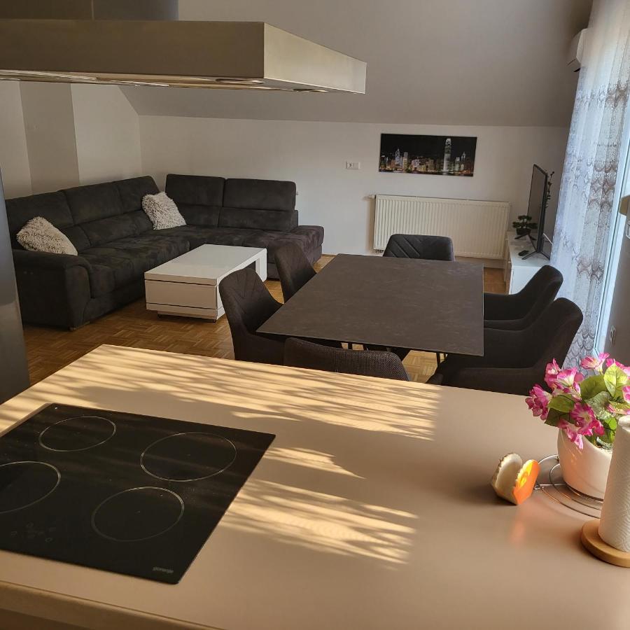 Apartment Zelimlje Skofljica Luaran gambar
