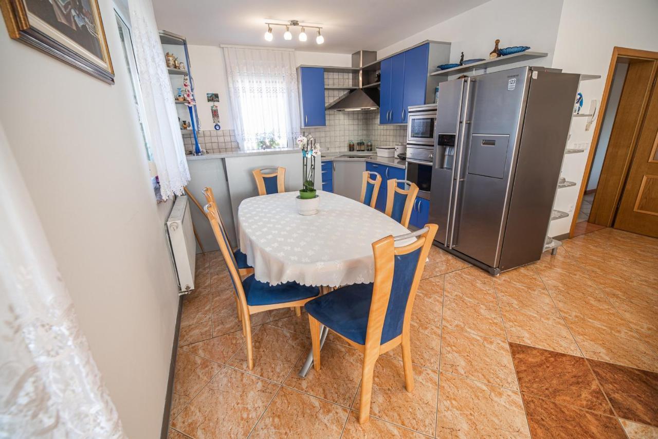 Apartment Zelimlje Skofljica Bilik gambar