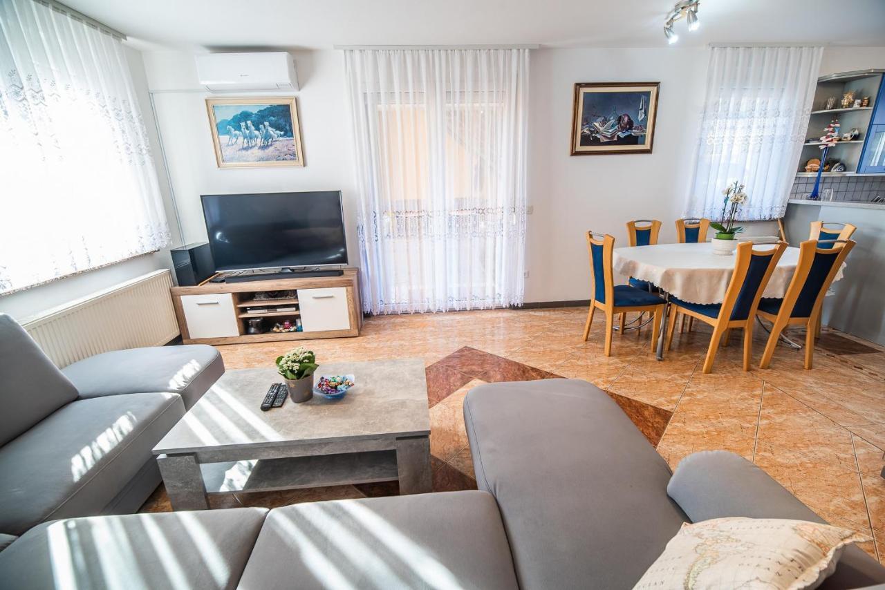 Apartment Zelimlje Skofljica Bilik gambar